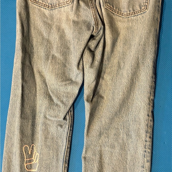 Levi's Premium 501 Distressed Embroidered Jeans - Picture 4 of 8